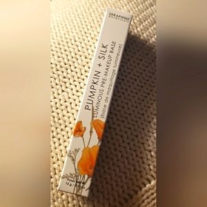 Seraphine botanicals Pumpkin + Silk pre-makeup base